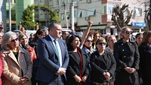 Özgecanlar için Buca tek ses: "Kadın cinayetlerine hayır!"