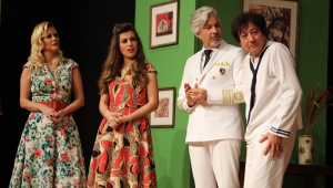 Uygur kardeşlere Gaziemir'de yoğun ilgi