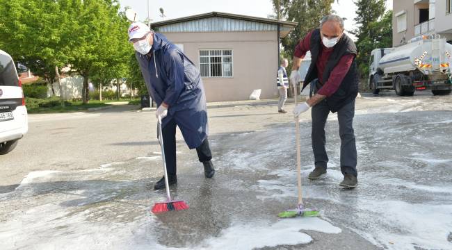  Çiğli İnönü Mahallesi'nde Dip Bucak Temizlik