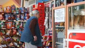 Konak Belediyesi'nin Kampanyasına Hayırseverlerden Destek