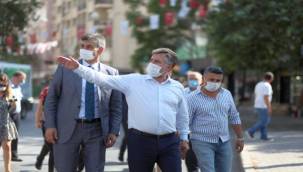 Bayraklı'da sosyal mesafe ve maske denetimi