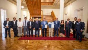 İZDENİZ'de Toplu İş Sözleşmesi Sevinci