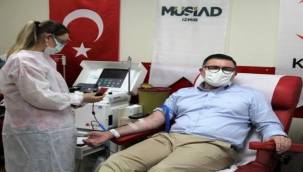 Müsiad İzmir'den Kızılay'a Kan Bağışı