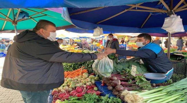 Ürkmez Kapalı Pazar Yerine Kavuşuyor