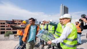 "İzmir trafiğini rahatlatacak yatırımın ilk etabını yeni yılda açacağız"