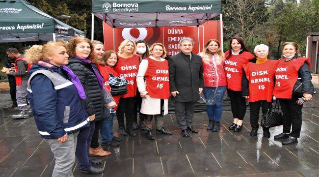 Bornovalı Kadınlar 8 Mart'ta Alanlara Çıktı