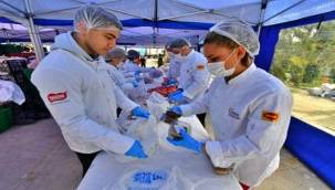 600 bin Kişiye İftar Yemeği Dağıtılacak