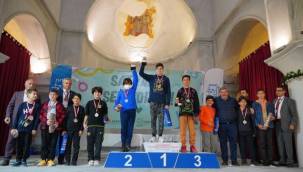 Çeşme'de satranç heyecanı