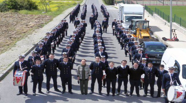 Dokuz Eylül'e Bahar 'BEREKETİYLE' Geldi