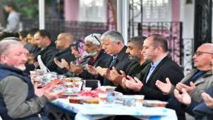 İzdeniz Personelinden Bin Kişilik İftar