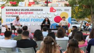 Barışın sesi Bayraklı'dan yükseldi!