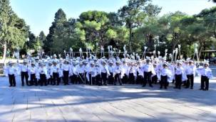 Bornova'da 250 çocuğa toplu sünnet