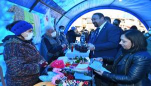 Çiğli'nin Emektar Kadınlarından Üniversite Öğrencilerine Burs Desteği