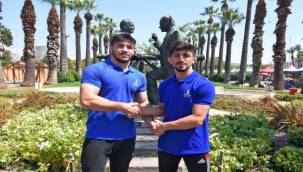 Şampiyon kardeşler İzmirli oldu