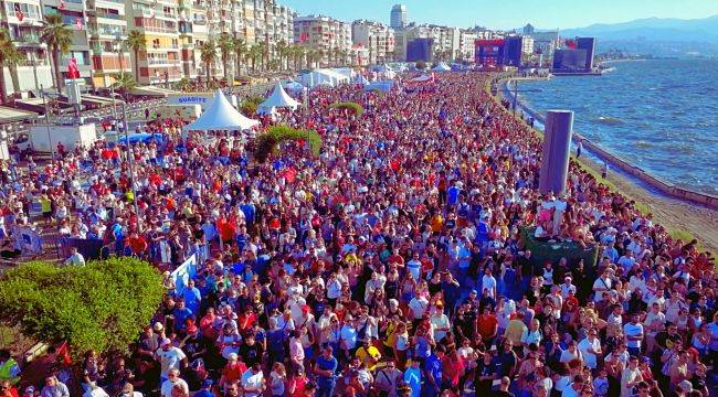 İzmir Airshow 2,2 Milyon İzleyicisi ile Rekor Kırdı 