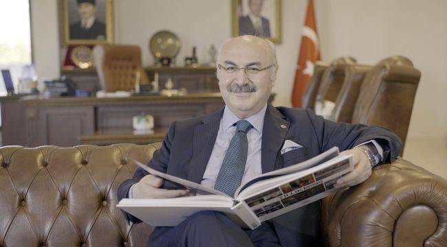 İzmir Valisi Yavuz Selim Köşger'den Mevlüd Kandili Mesajı