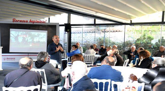 Bornovalı üreticilere zeytin budama eğitimi