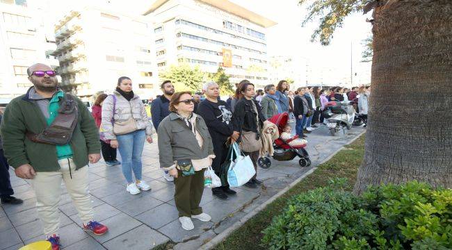 KARŞIYAKA'DA YAŞAM, 9'U 5 GEÇE DURDU