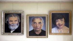 'Çizgilerdeki Yaşanmışlık' Sergisi Kartal'da Açıldı