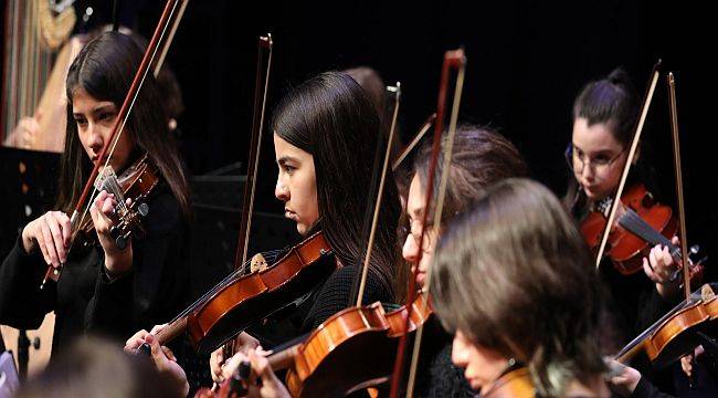 Çocuk Senfoni, Efeler Kenti Aydın'da Sahne Aldı