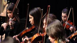 Çocuk Senfoni, Efeler Kenti Aydın'da Sahne Aldı