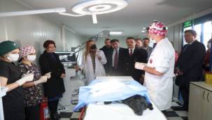 DEÜ'den Can Dostlara Şefkat Eli