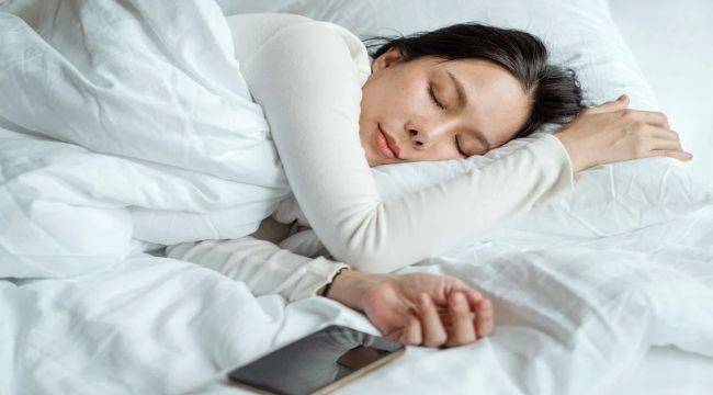 Uyku Sorunlarının Çözümü İçin 5 Önemli Öneri