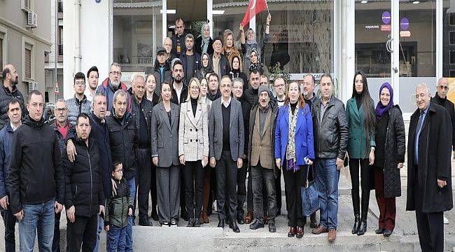 AK Parti İzmir, 30 İlçede Eş Zamanlı Sahadaydı