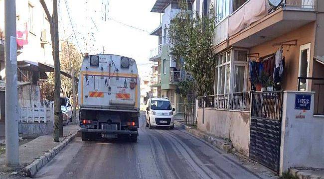 Bornova'da Farkındalık Yaratan Temizlik Çalışması