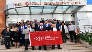 İzmir'de TSE'den Kalite Belgesi Alan İlk Belediye