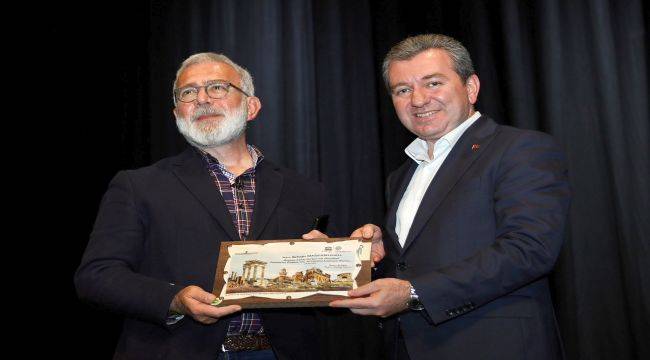 Bergama'da "İstanbul'un Fethi" konulu konferans