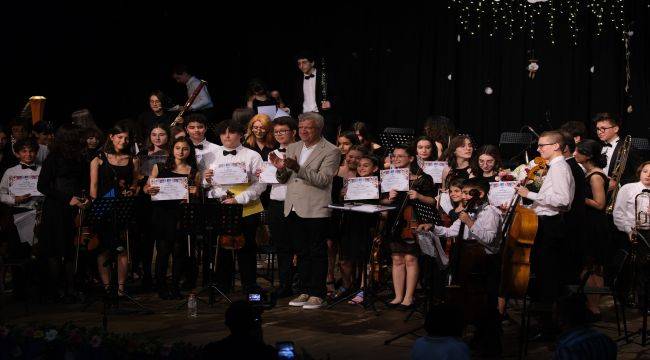 Çocuk Senfoni, Muhteşem Bir Konserle 'Yaza Merhaba' Dedi