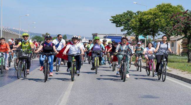 Gaziemirliler sağlık için pedal çevirdi