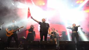 Torbalı 'Kurtuluşu'nu Haluk Levent'le Kutladı