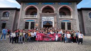 Gaziemirliler 100. Yılda Atatürk'ün Huzuruna Çıktı