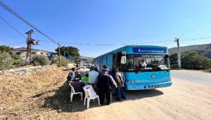 Giyim Otobüsü İzmir Yollarında