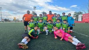 Narlıdere'nin Minikleri Lige 3'te 3'le Başladı