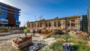 "Tarihi Üçüz Bina" Yeniden Hayat Buluyor