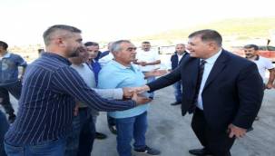 Karşıyaka Belediyesi 1 yılda 75 bin metrekare yol onarımı yaptı