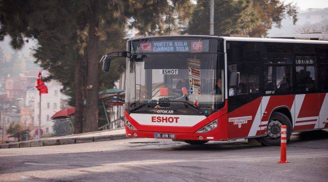Ata'nın sözleri İzmir'de otobüsleri süsledi 