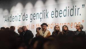 İzmir Akdeniz Bienali açıldı