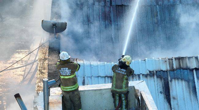 İzmir İtfaiyesinden yangına 6 dakikada müdahale 
