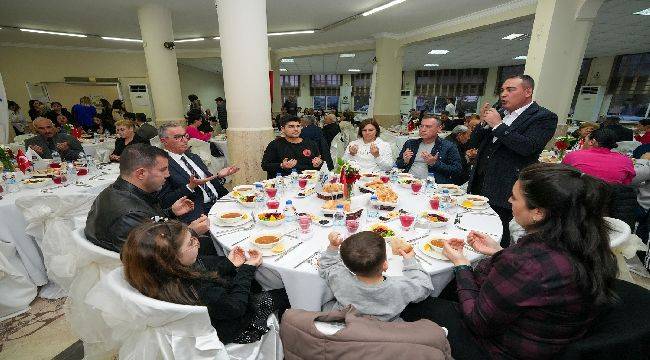  Gaziemir'de şehit aileleri ve gaziler iftarda buluştu