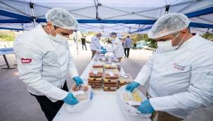 İzmir dayanışması Ramazan'da da sürecek