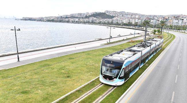 İzmir'in tramvay filosu büyüyor