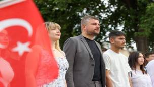 101. YILDA 101 EFE GÖSTERİSİ