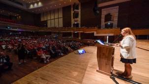 Turizm profesyonelleri İzmir'de buluştu 