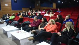 Eğitimler Sürüyor