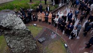  Zübeyde Hanım'a Sevgi Seli 