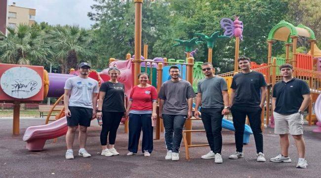 Temiz Parklar Mutlu Çocuklar